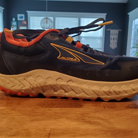 Altra Outroad 2 zero drop running hiking shoes 7.5 - Picture 5 of 7